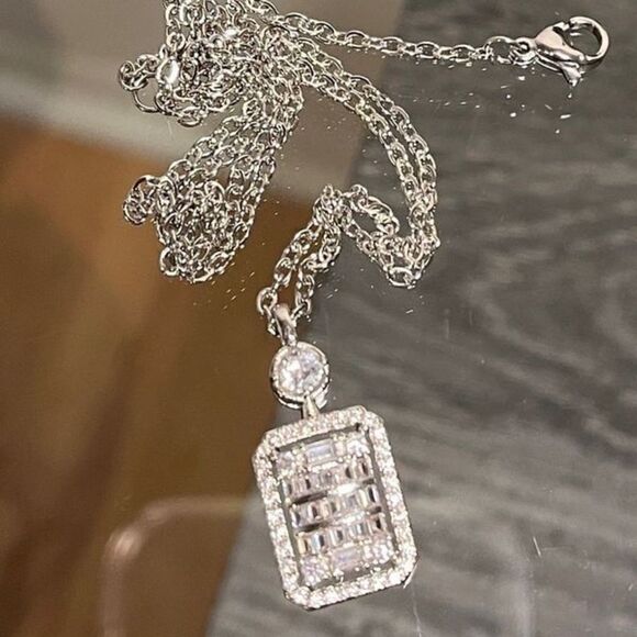 The Empire 2.0 Necklace in 925 and cz - Picture 7 of 12